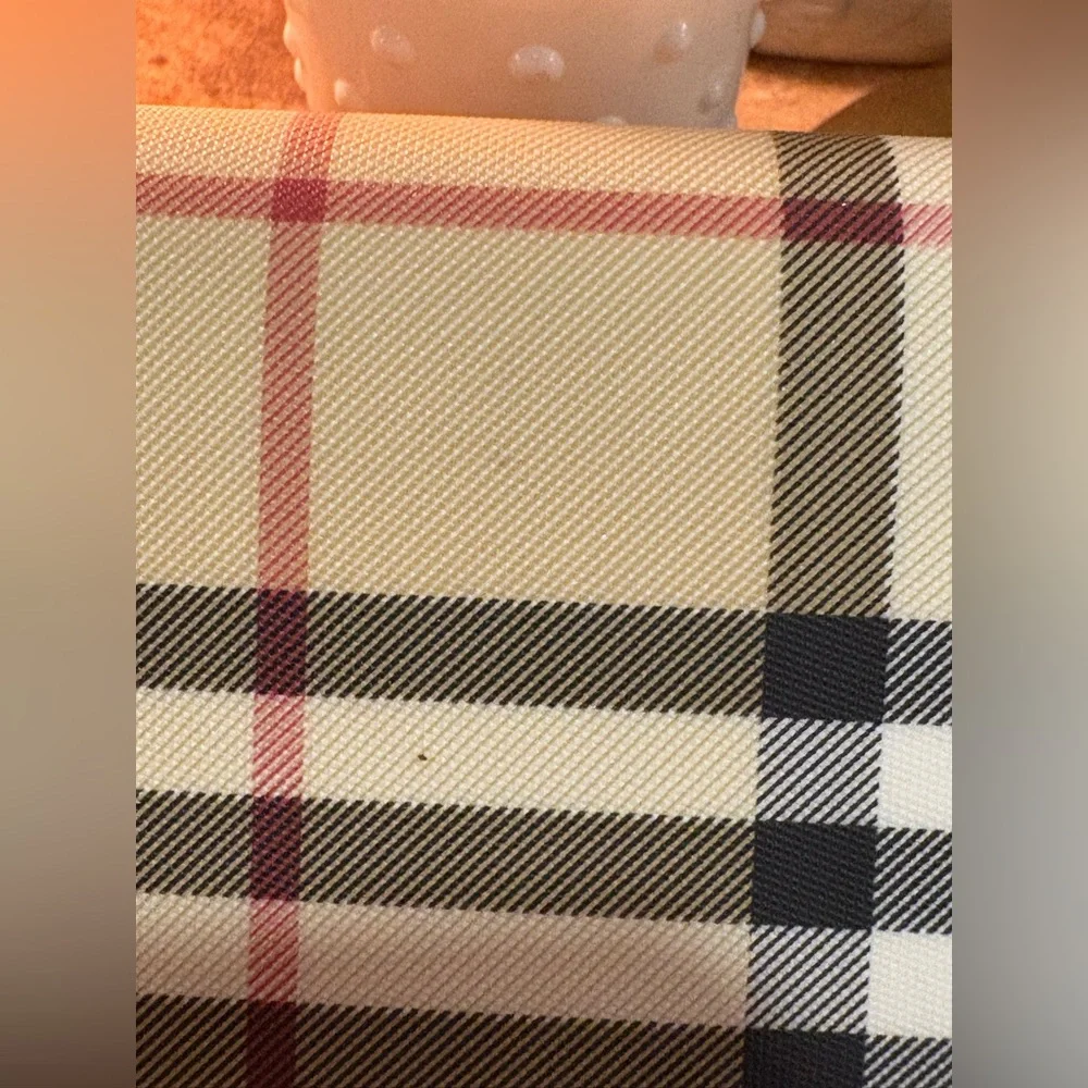 Burberry Authentic Nova Check Wallet - Picture 5 of 13